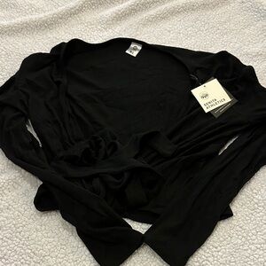 Senita Athletics black ballet wrap top NWT